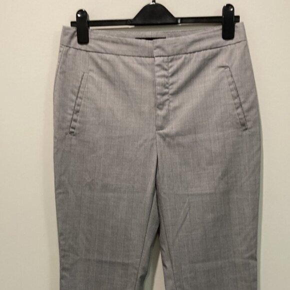 Zara Grey Plaid Ankle Pants - Picture 3 of 13